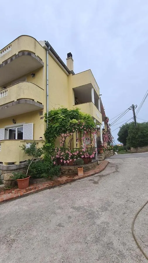 Apartment Iva Supetarska Draga