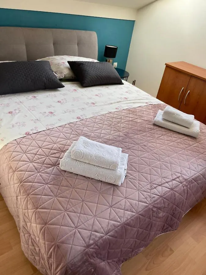 Apartment Iva Supetarska Draga Croatia