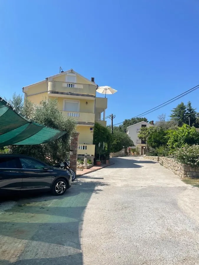 Apartment Iva Supetarska Draga Croatia