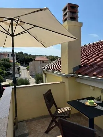 Apartment Iva Supetarska Draga 0*,
