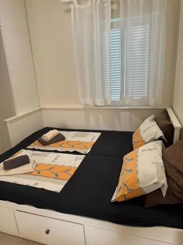 Apartment Iva Supetarska Draga